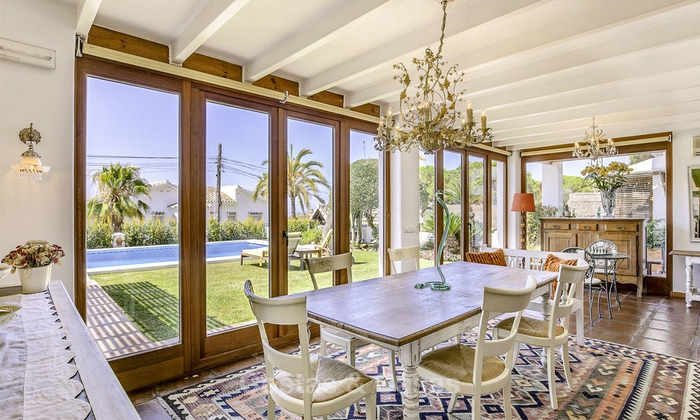 Charmante et très spacieuse villa de style méditerranéen à vendre, à quelques pas de la plage, Marbella Est, Marbella, Marbella 14480