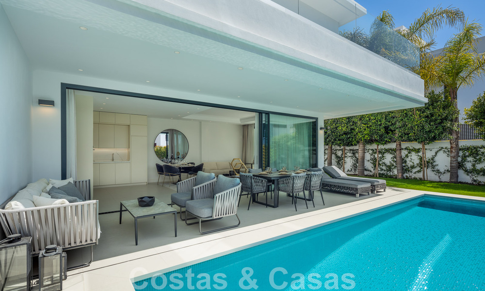 Villa de luxe flambant neuve prêt de la plage à vendre sur le Golden Mile, Marbella 801479