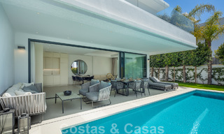 Villa de luxe flambant neuve prêt de la plage à vendre sur le Golden Mile, Marbella 801479 