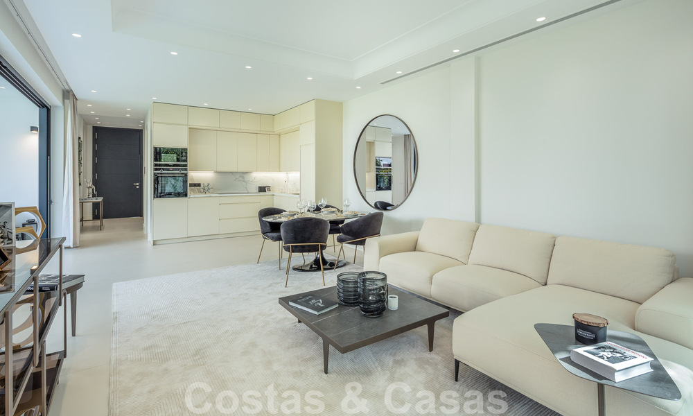 Villa de luxe flambant neuve prêt de la plage à vendre sur le Golden Mile, Marbella 801484