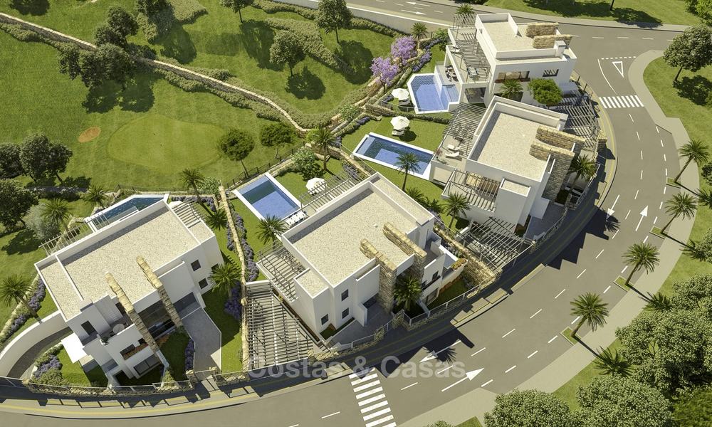 Nouvelles villas de luxe modernes sur un golf avec une vue imprenable sur la mer à vendre, Marbella Est, Marbella. Prêt à emménager ! 17402
