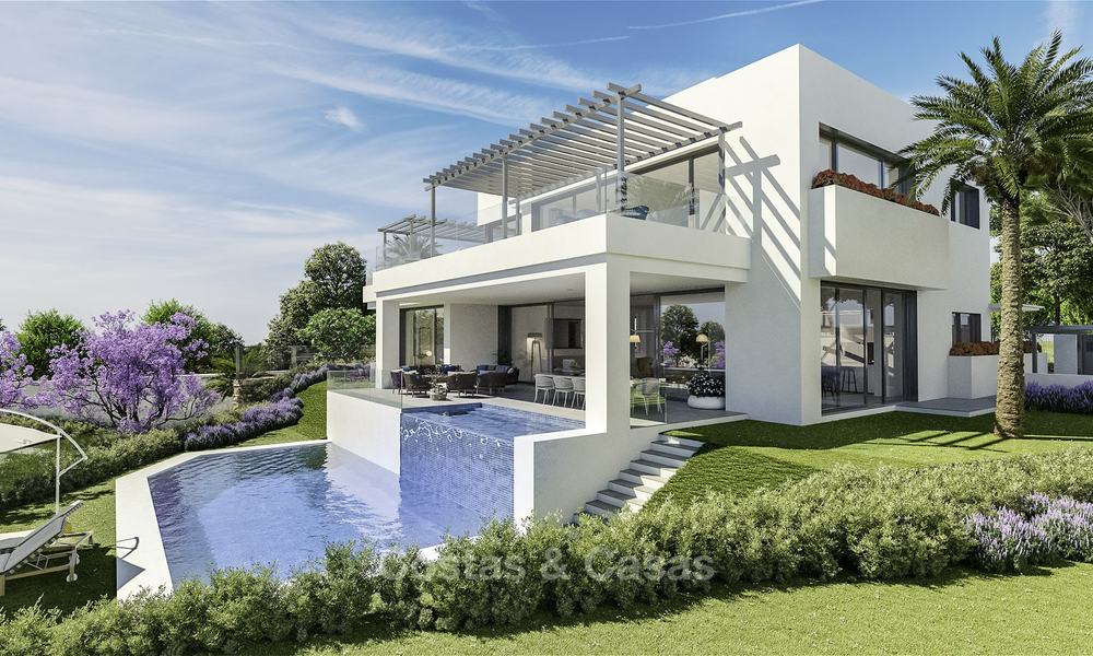 Nouvelles villas de luxe modernes sur un golf avec une vue imprenable sur la mer à vendre, Marbella Est, Marbella. Prêt à emménager ! 17407