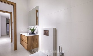 Prêt à emménager, villa moderne neuve à vendre, proche de la Golf Valley, Benahavis, Marbella 14621 