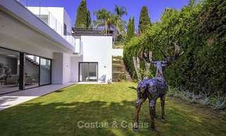 Prêt à emménager, villa moderne neuve à vendre, proche de la Golf Valley, Benahavis, Marbella 14639 