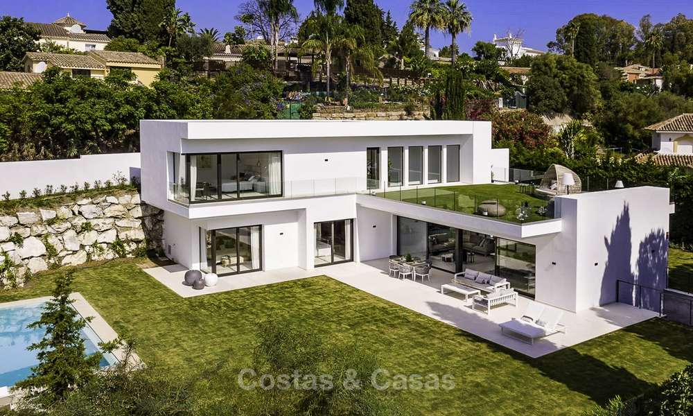 Prêt à emménager, villa moderne neuve à vendre, proche de la Golf Valley, Benahavis, Marbella 14640