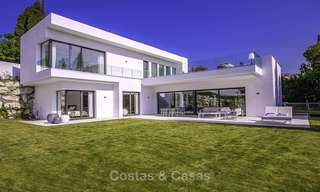 Prêt à emménager, villa moderne neuve à vendre, proche de la Golf Valley, Benahavis, Marbella 14643 