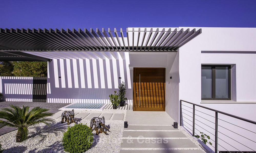 Prêt à emménager, villa moderne neuve à vendre, proche de la Golf Valley, Benahavis, Marbella 14646