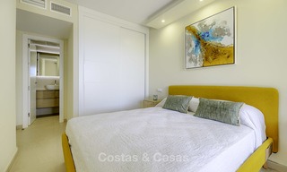 Appartement entièrement rénové en front de mer avec vue panoramique sur la mer à vendre, Mijas Costa 14648 