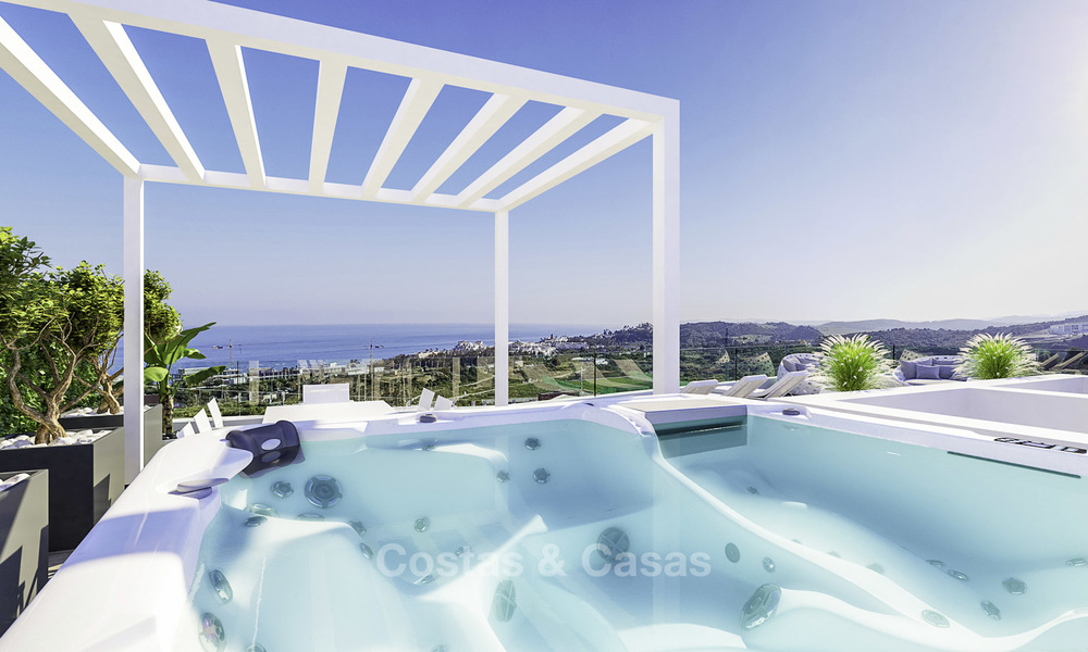Appartements et penthouses élégants, neufs et modernes, avec une vue imprenable sur la mer à vendre, à quelques minutes à pied de la plage, Estepona 14990