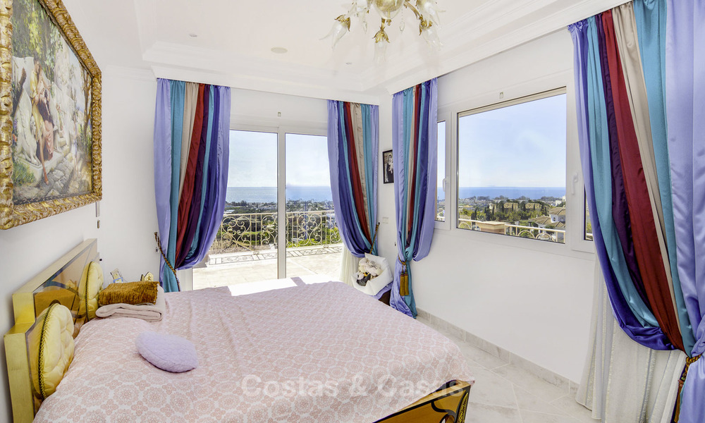 Majestueuse villa de luxe andalouse à vendre sur un grand terrain dans un complexe de golf exclusif, avec vue imprenable sur la mer - Benahavis, Marbella 15012