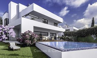 Nouvelles villas de luxe minimalistes à vendre, à distance de marche de la plage, port de plaisance, commodités - Benalmadena 15273 