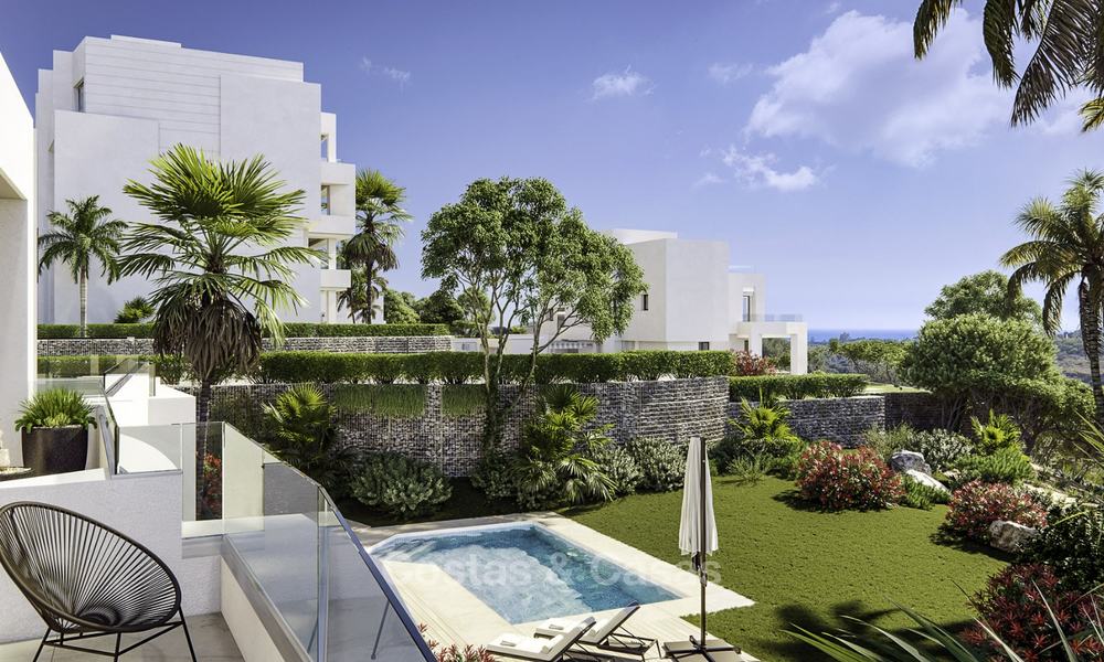 Nouveaux appartements de golf de luxe en première ligne avec vue exceptionnelle sur la mer et le golf à vendre à Marbella Est 16779