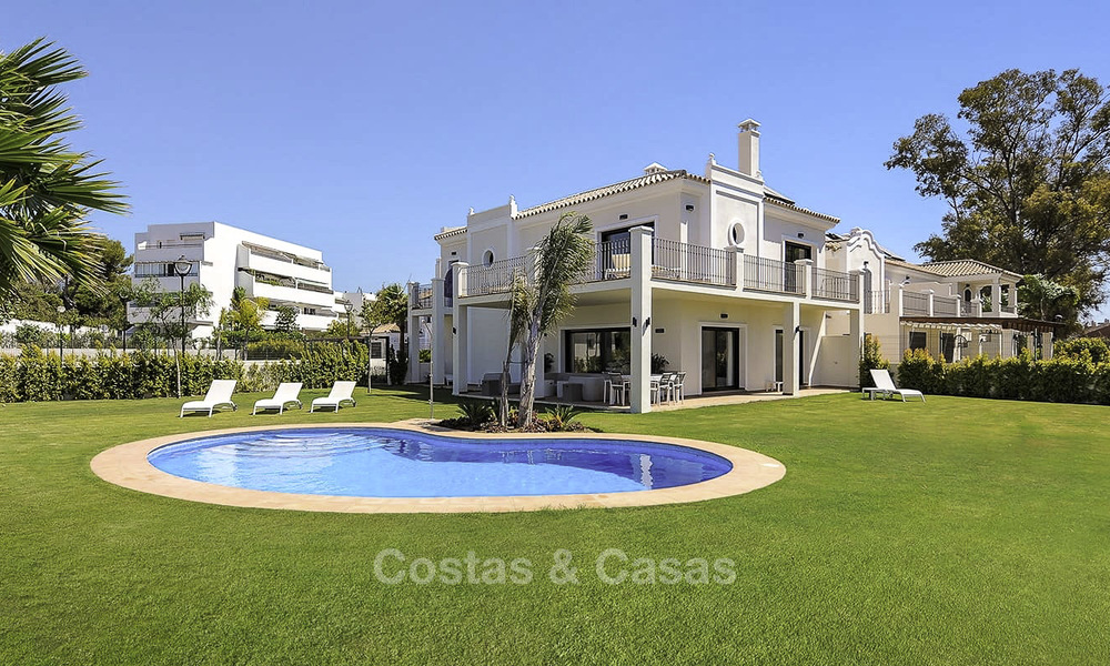 Villa de luxe moderne méditerranéenne, à deux pas de la plage à vendre, prête à emménager, San Pedro, Marbella 15500