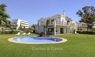 Villa de luxe moderne méditerranéenne, à deux pas de la plage à vendre, prête à emménager, San Pedro, Marbella 15500 