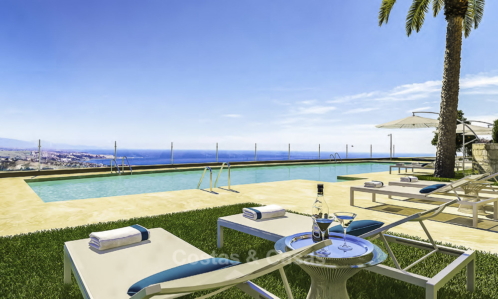 Appartements et penthouses contemporains avec vue mer à vendre dans l'une des meilleures stations de golf de la région, Casares, Costa del Sol. 16704