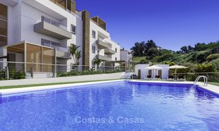 Appartements et penthouses de luxe modernes à vendre dans une station de golf réputée à Mijas, Costa del Sol 16650 