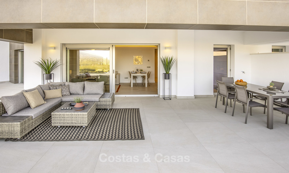 Appartements et penthouses de luxe modernes à vendre dans une station de golf réputée à Mijas, Costa del Sol 16663