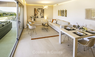 Appartements et penthouses de luxe modernes à vendre dans une station de golf réputée à Mijas, Costa del Sol 16667 