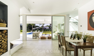 Luxueuse villa neuve, moderne à vendre, à deux pas de la plage, Estepona Est 16593 