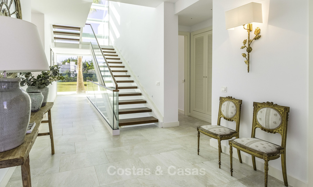 Luxueuse villa neuve, moderne à vendre, à deux pas de la plage, Estepona Est 16605