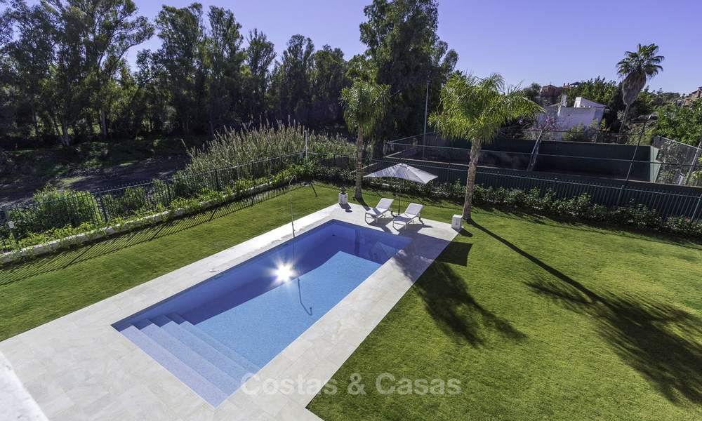 Luxueuse villa neuve, moderne à vendre, à deux pas de la plage, Estepona Est 16620