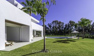 Luxueuse villa neuve, moderne à vendre, à deux pas de la plage, Estepona Est 16629 