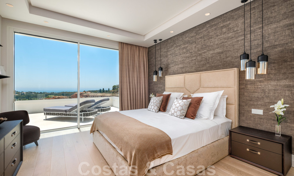 Belle villa de luxe contemporaine avec vue mer et montagne à vendre, Benahavis, Marbella 27999