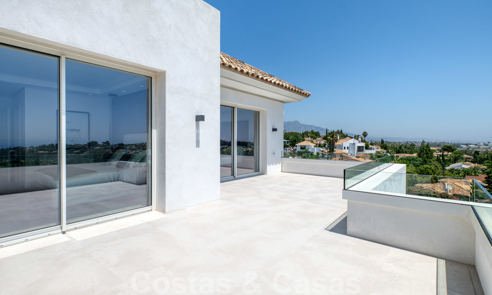 Belle villa de luxe contemporaine avec vue mer et montagne à vendre, Benahavis, Marbella 28002