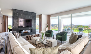 Belle villa de luxe contemporaine avec vue mer et montagne à vendre, Benahavis, Marbella 28024 
