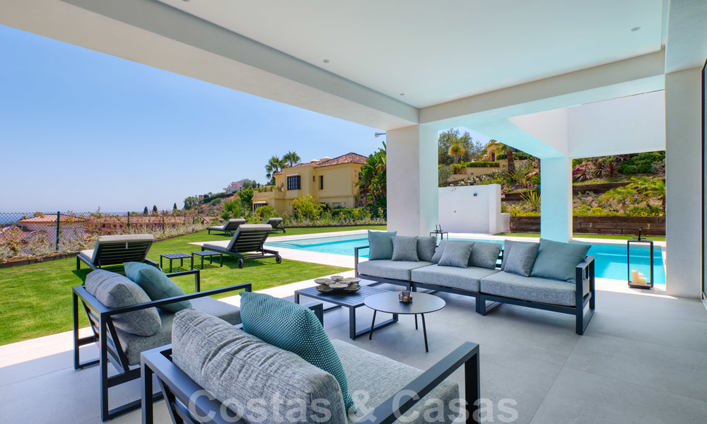 Belle villa de luxe contemporaine avec vue mer et montagne à vendre, Benahavis, Marbella 28041