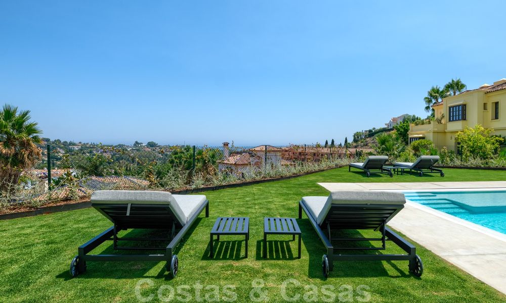 Belle villa de luxe contemporaine avec vue mer et montagne à vendre, Benahavis, Marbella 28043