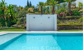 Belle villa de luxe contemporaine avec vue mer et montagne à vendre, Benahavis, Marbella 28049 