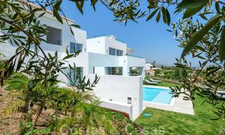 Belle villa de luxe contemporaine avec vue mer et montagne à vendre, Benahavis, Marbella 28051 