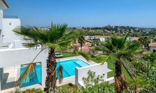 Belle villa de luxe contemporaine avec vue mer et montagne à vendre, Benahavis, Marbella 28052 
