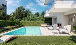 Nouvelles villas de style moderne à vendre, à distance de marche de la plage, Puerto Banus, Marbella. DERNIÈRE VILLA ! 36565 