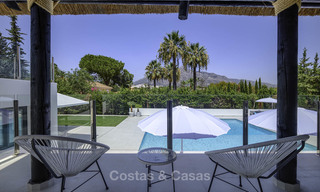 Villa impressionnante et luxueuse de design contemporain à vendre, prête à emménager, Nueva Andalucia, Marbella. Prix réduit. 16141 