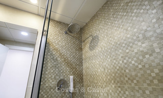 Appartement de jardin flambant neuf avec vue sur la mer à vendre, à quelques minutes à pied de la plage, Estepona Est 16951 