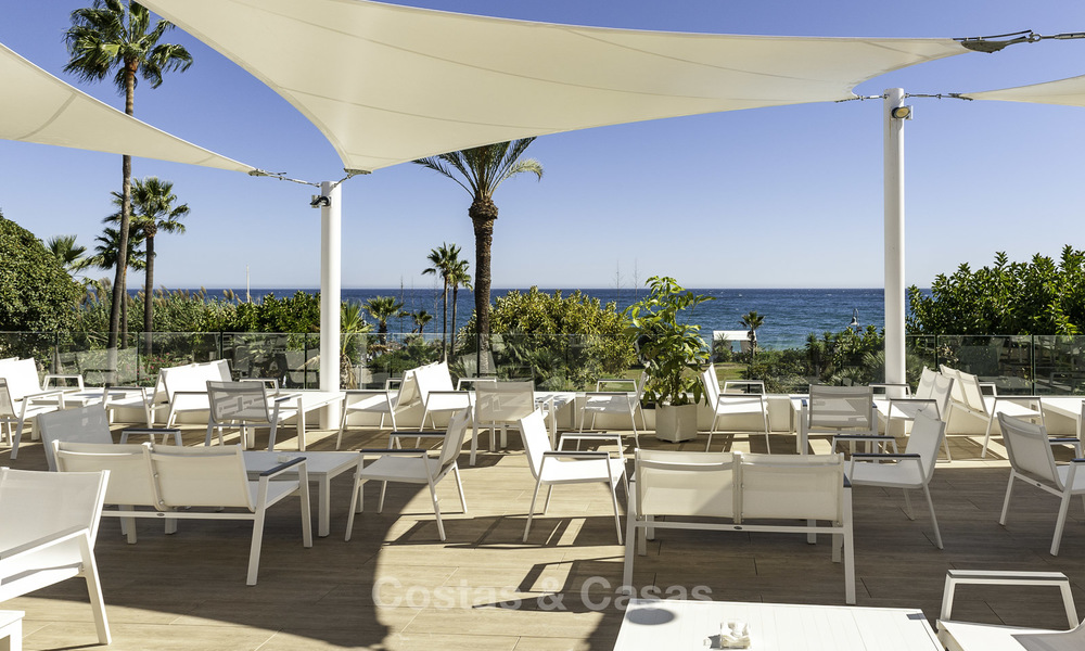 Proche de la plage, appartement contemporain neuf avec vue sur la mer, entre Marbella et Estepona 16903