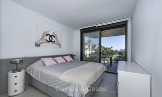 Proche de la plage, appartement contemporain neuf avec vue sur la mer, entre Marbella et Estepona 16919 