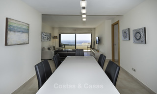 Appartement moderne de 3 chambres avec vue sur la Méditerranée et les montagnes à vendre à Marbella 16840 