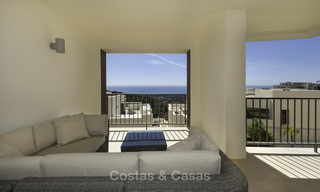 Appartement moderne de 3 chambres avec vue sur la Méditerranée et les montagnes à vendre à Marbella 16848 
