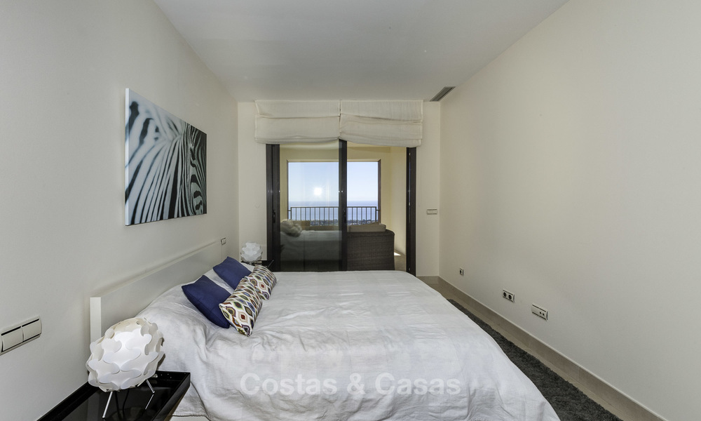 Appartement moderne de 3 chambres avec vue sur la Méditerranée et les montagnes à vendre à Marbella 16850
