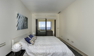 Appartement moderne de 3 chambres avec vue sur la Méditerranée et les montagnes à vendre à Marbella 16850 