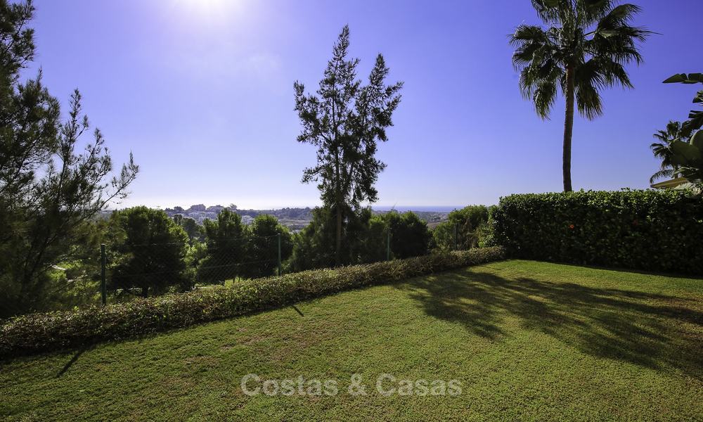 Villa moderne sur un golf avec vue panoramique sur la mer à vendre, Benahavis, Marbella 17293