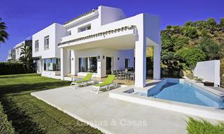 Villa moderne sur un golf avec vue panoramique sur la mer à vendre, Benahavis, Marbella 17298 