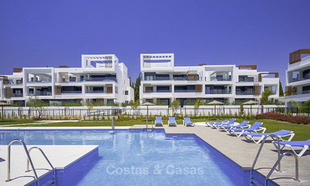 Jolis appartements neufs et modernes à vendre, à proximité de la plage et des commodités, entre Estepona et Marbella 17364