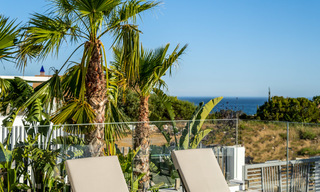 Villa de luxe neuve et moderne à vendre, prête à emménager, dans un resort de golf respecté, Marbella Est 26765 