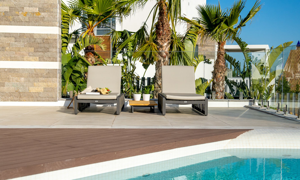 Villa de luxe neuve et moderne à vendre, prête à emménager, dans un resort de golf respecté, Marbella Est 26766