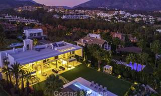 Villa neuve d'avant-garde avec vue panoramique sur la mer à vendre au cœur de la Vallée du Golf, Nueva Andalucia 17570 