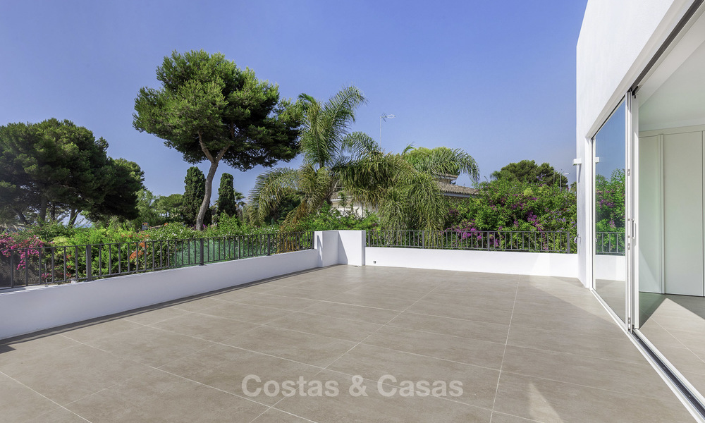 Villa de luxe moderne à vendre, prête à emménager, près de la plage à l’est de Marbella 17609